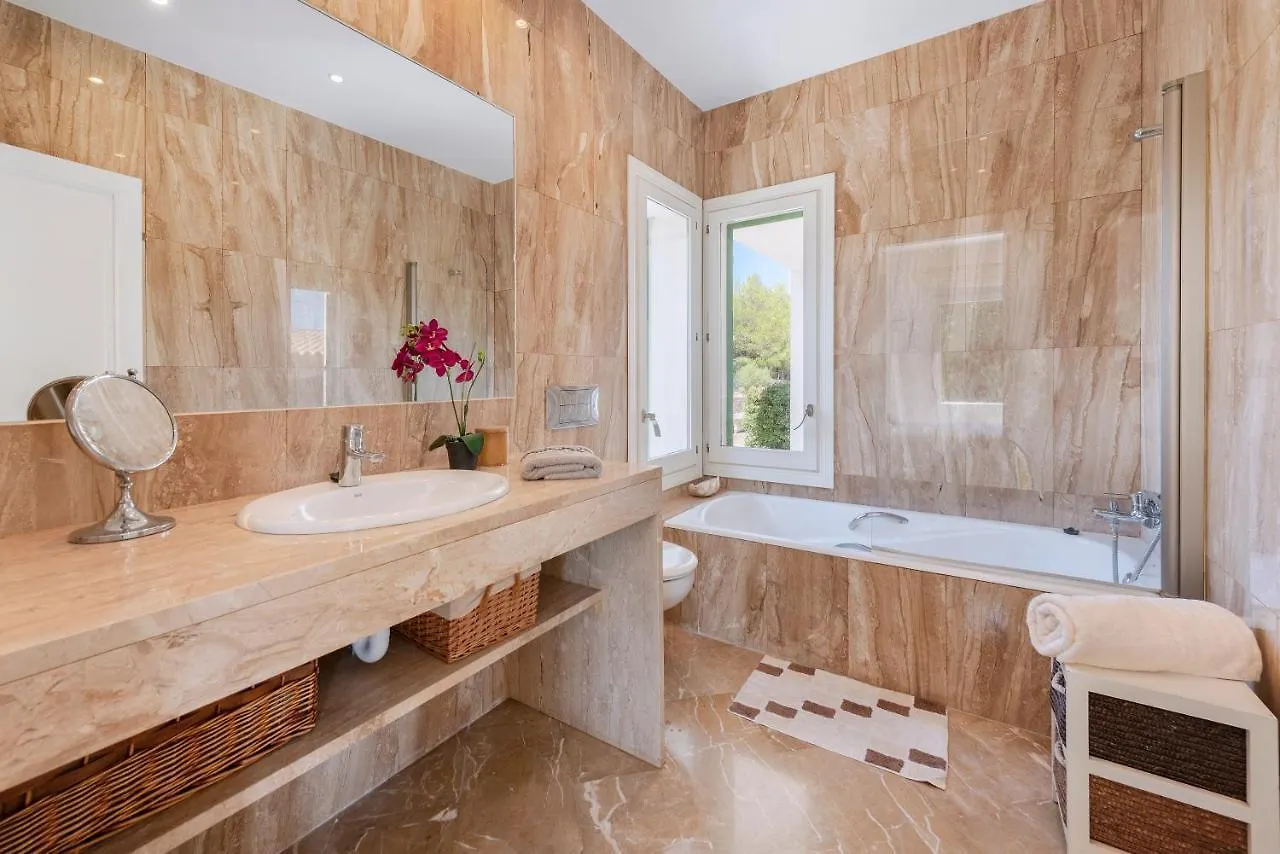 Villa Canet Next To The Beach Alcudia  Alcudia (Mallorca)