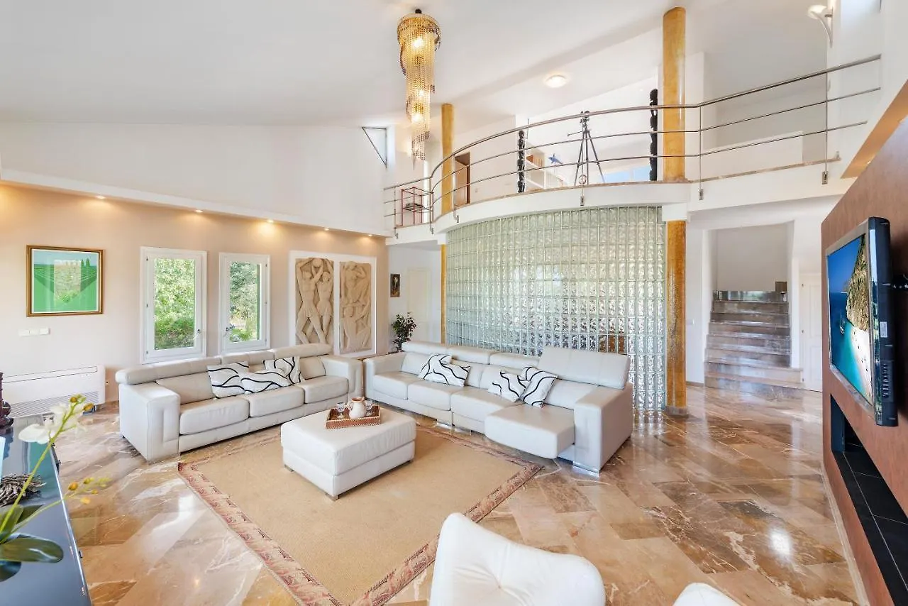 Villa Canet Next To The Beach Alcudia